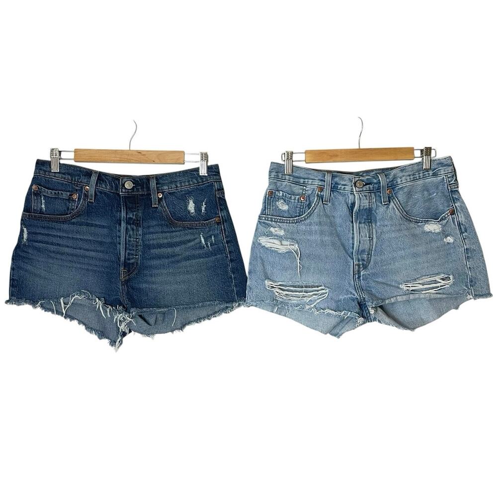Levi’s 501 Women Bundle Of 2 Denim Jean Cut Off Shorts Size 30 Distressed